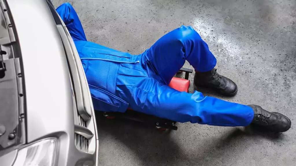 Zurich Warranty Reviews, Coverage And Cost (2022)